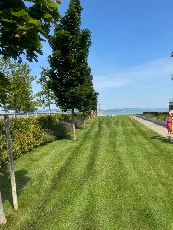 Prémium Társasházi Kertfenntartás és Zöldfelület Kezelés a Balaton Déli Partján