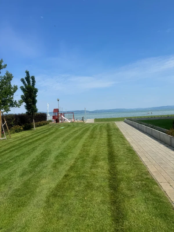 Prémium Társasházi Kertfenntartás és Zöldfelület Kezelés a Balaton Déli Partján
